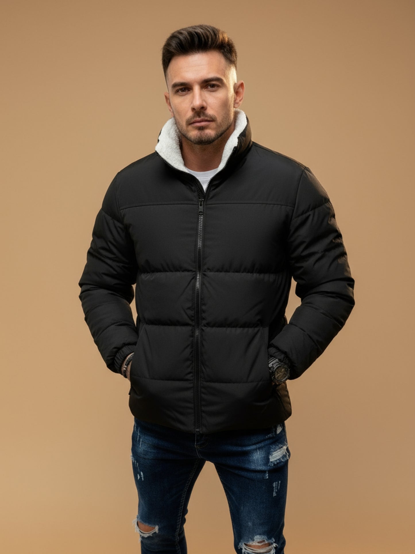 Heren lichte gewatteerde puffer jas met opstaande kraag en dikke voering — moderne winterjas voor dagelijks gebruik.
