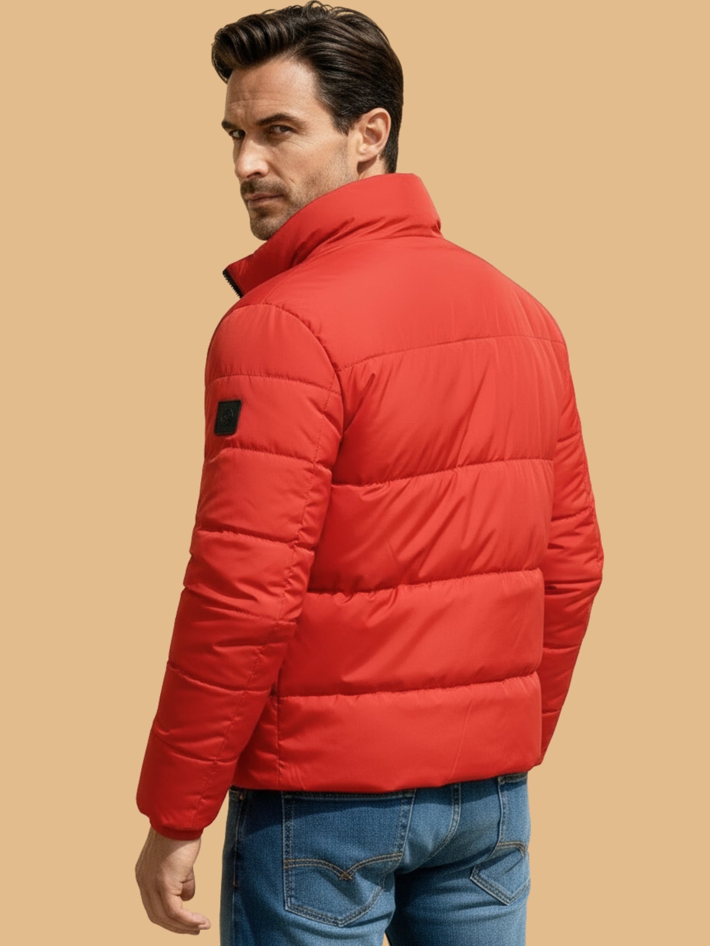 Korte Pufferjas met modern en warm Design