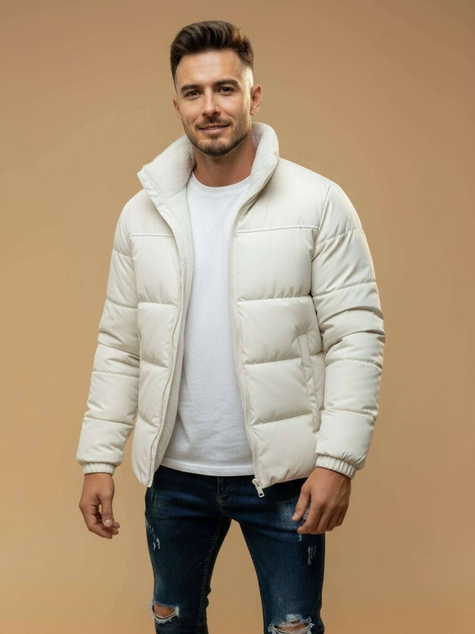 Heren lichte gewatteerde puffer jas met opstaande kraag en dikke voering — moderne winterjas voor dagelijks gebruik.